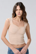 Camiseta manga corta unicolor con escote corazón
