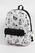 Maleta / Morral color crema con negro de Snoopy.