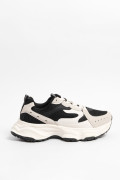 Tenis de plataforma unicolores con contrastes y suela gruesa