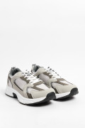 Tenis unicolores de plataforma deportivos con contrastes