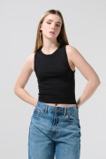 Camiseta unicolor crop top en tela acanalada con manga sisa
