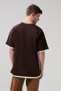 Camiseta oversize cuello redondo unicolor con contrastes