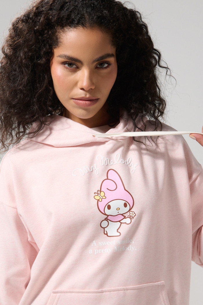 Buzo oversize rosado con capota y arte de My Melody