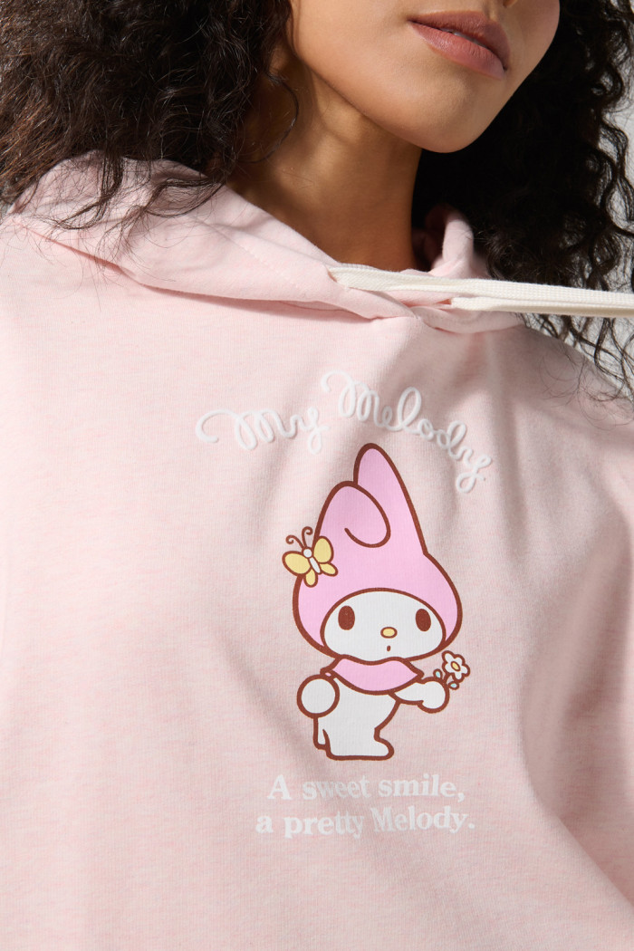 Buzo oversize rosado con capota y arte de My Melody