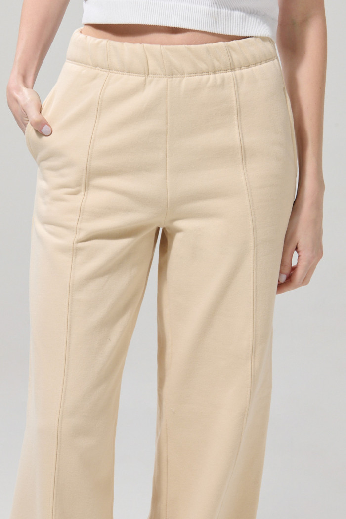 Pantalón jogger unicolor con cordón y bota recta
