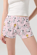 Short tiro medio rosado con estampados de Snoopy