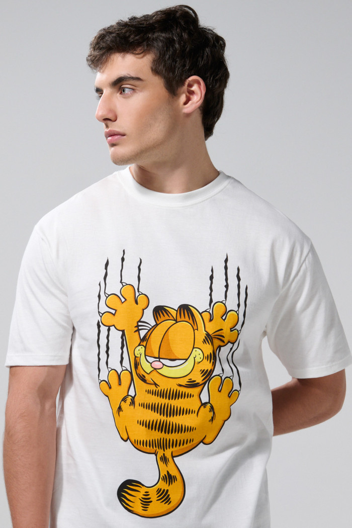 Camiseta crema clara de Garfield cuello redondo