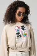 Buzo kaki oversize cuello redondo con arte de Hello Kitty