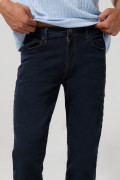 Jean slim 5 bolsillos azul intenso con tiro bajo