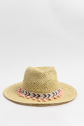 Sombrero kaki claro fedora con pompones y cinta decorativa