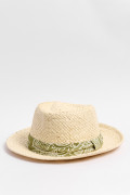 Sombrero Panamá crema claro con pañuelo verde