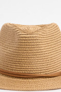 Sombrero fedora café claro con cinto decorativo