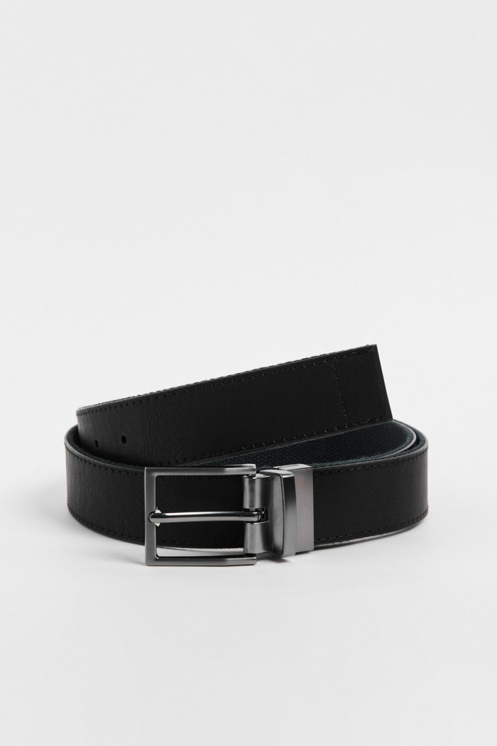 Cinturón reversible negro con puntera recta