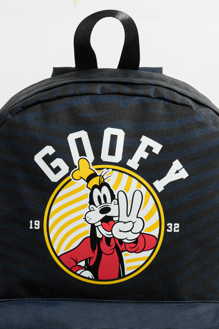 Maleta unicolor con diseños de Mickey and Friends