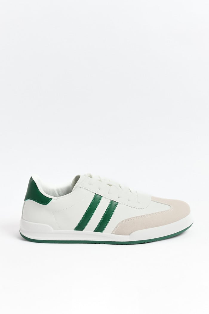 Tenis casuales unicolores con contrastes y cordones