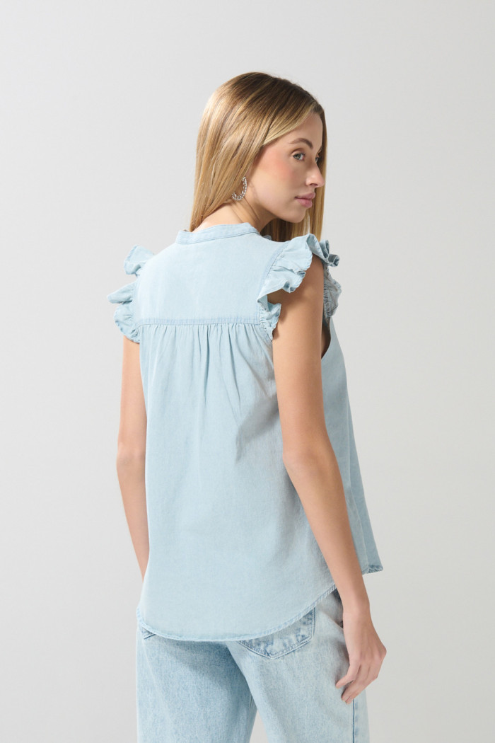 Blusa manga sisa unicolor con golas y cuello nerú