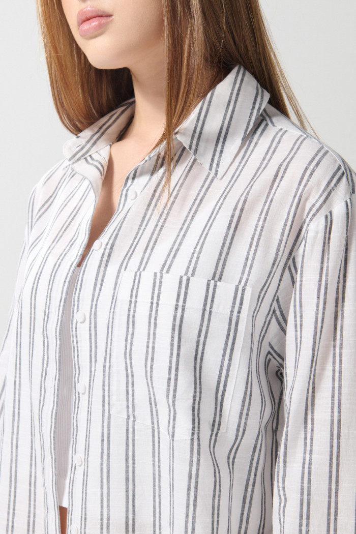 Blusa en algodón unicolor oversize manga larga con rayas