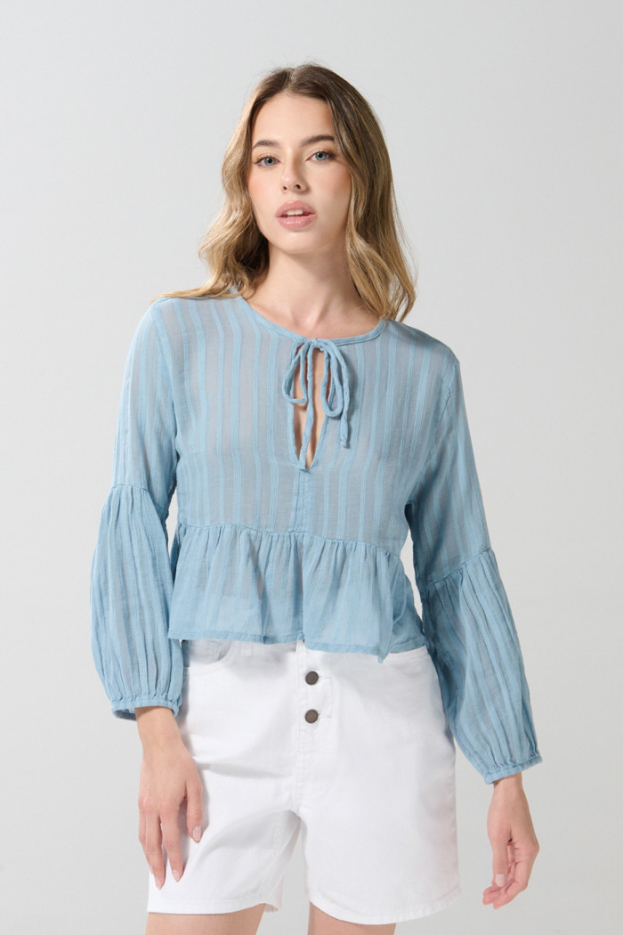 Blusa manga larga unicolor con fruncido en cintura