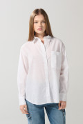 Blusa oversize manga larga unicolor con cuello camisero