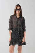 Vestido corto negro con puntos estampados y cinturón