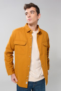 Sobrecamisa unicolor con doble bolsillo y botones