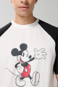 Camiseta oversize de Mickey crema manga ranglan
