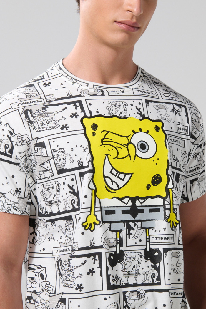 Camiseta manga corta crema clara con artes de Bob Esponja