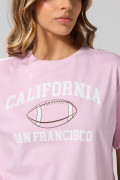 Camiseta rosada cuello redondo con arte college numérico
