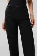 Jean straight leg bota recta negro con tiro alto