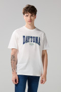 Camiseta college crema manga corta con hombro rodado