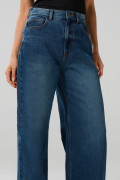 Jean baggy azul oscuro bota ancha con tiro medio