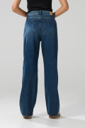 Jean baggy azul oscuro bota ancha con tiro medio