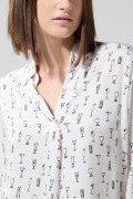 Blusa unicolor estampada con manga larga y charretera