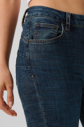 Jean push up azul oscuro ajustado con tiro alto