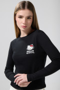 Camiseta manga larga negra con diseño de Hello Kitty