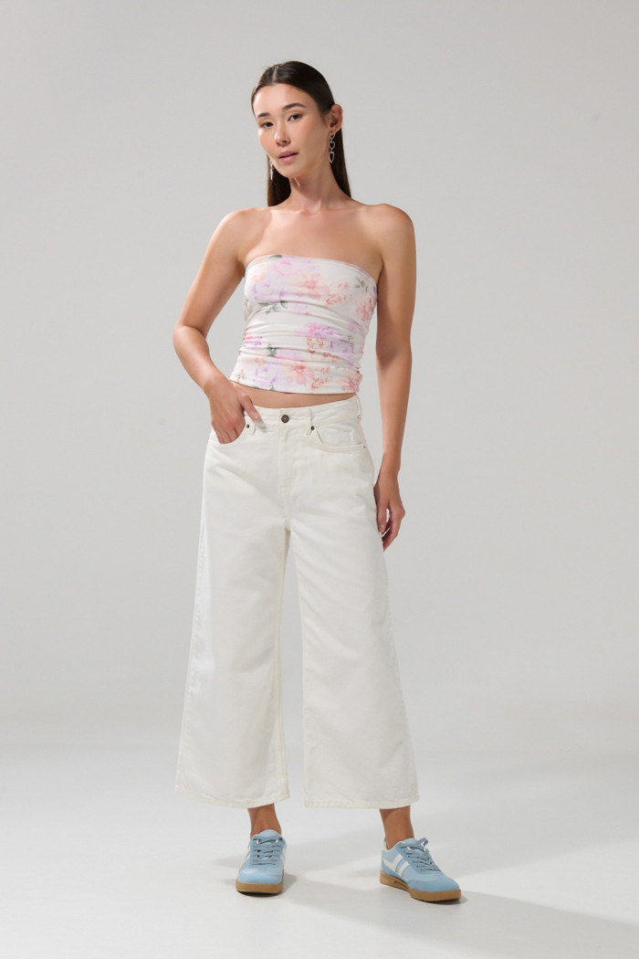 Jean culotte crema claro con bota ancha y tiro alto