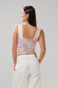 Camiseta cuello halter crema clara con diseños de flores