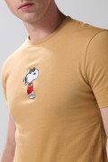 Camiseta unicolor cuello redondo con diseño de Snoopy