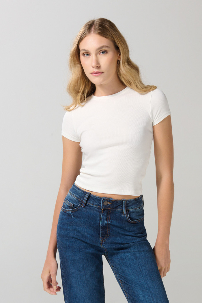 Camiseta ajustada acanalada unicolor manga corta
