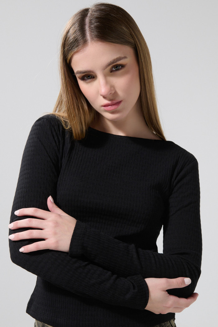 Camiseta unicolor manga larga con escote en espalda