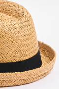 Sombrero crema claro fedora con cinta colorida trenzada