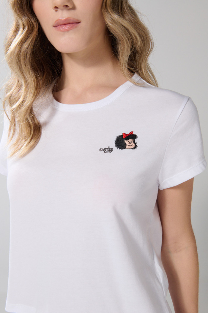 Camiseta manga corta unicolor con estampado de Mafalda