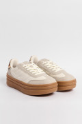 Tenis de plataforma cremas con diseño animal print posterior