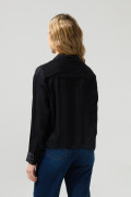 Blusa crop unicolor con manga larga y bolsillos
