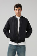 Chaqueta bomber acolchada unicolor con bolsillos laterales