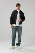 Chaqueta bomber acolchada unicolor con bolsillos laterales