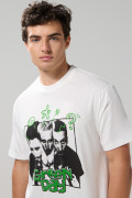 Camiseta crema clara de Green Day con manga corta