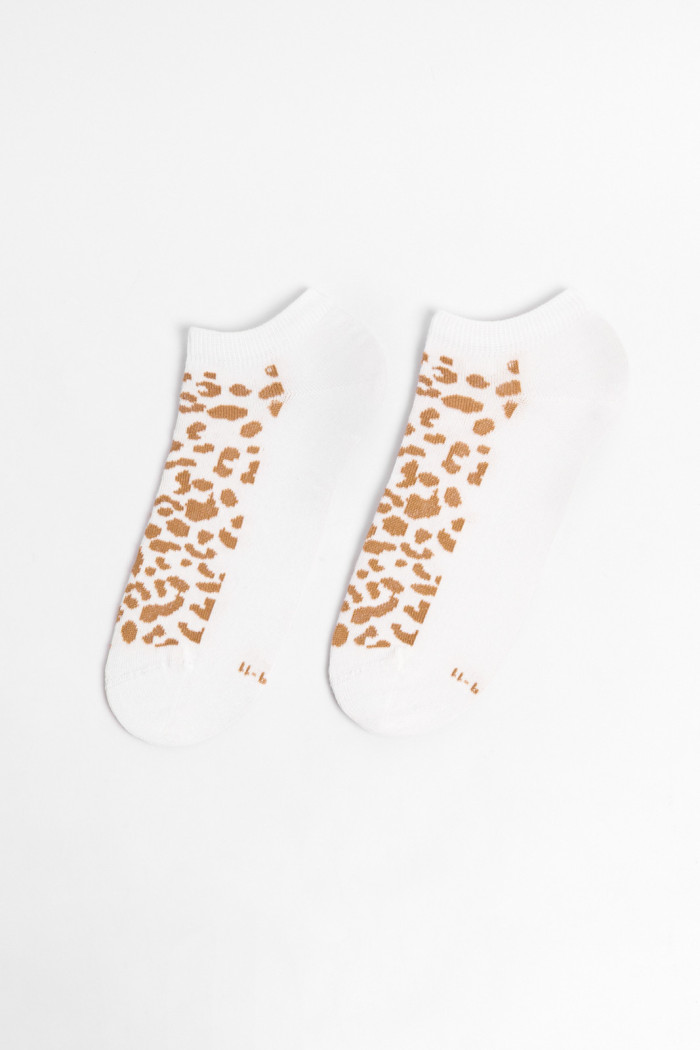 Medias unicolores tobilleras con diseño de animal print