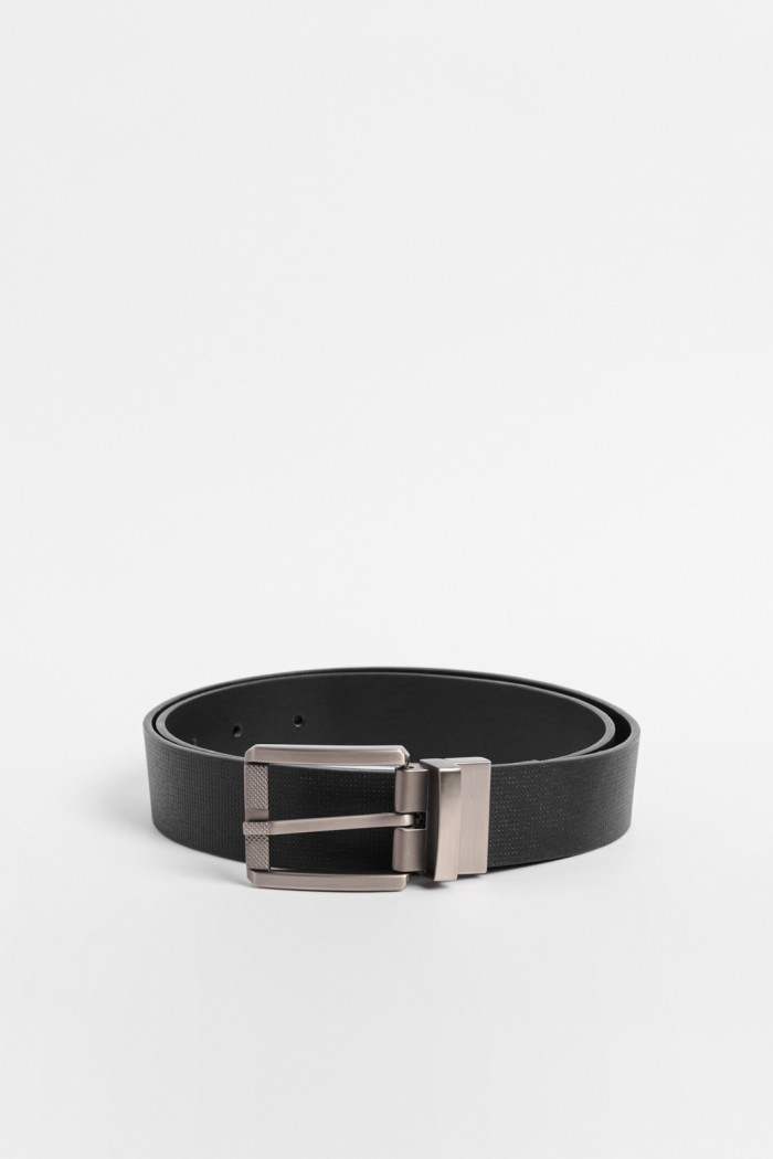 Cinturón negro reversible sintético con hebilla cuadrada