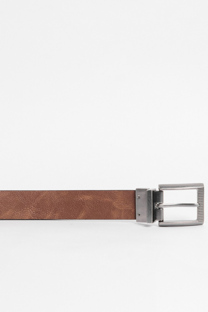 Cinturón negro sintético con hebilla reversible cuadrada